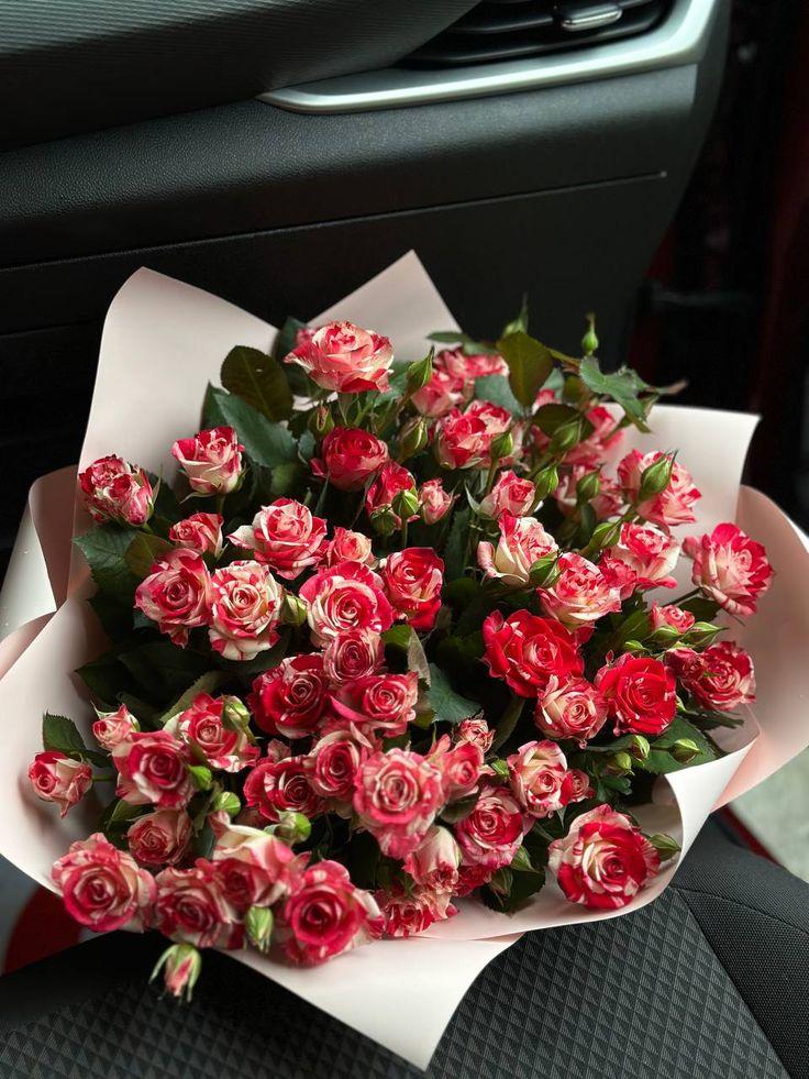 TimberFieldCliff workshop space where corporate flower arrangements are designed and prepared for business delivery